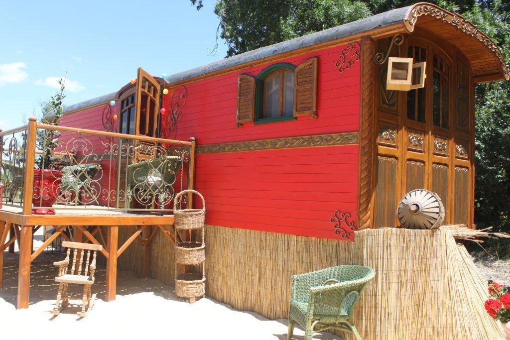 La Roulotte "Les Saintes" Acomodação com café da manhã Exterior foto